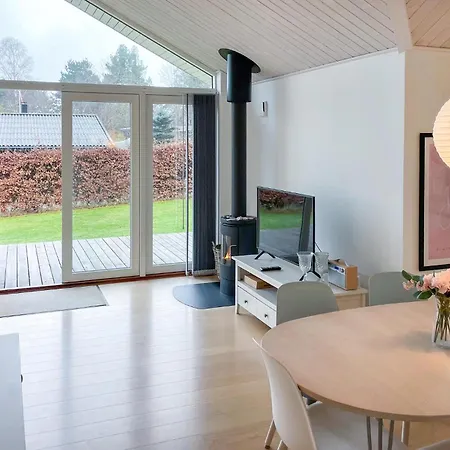 3 Bedroom Stunning In Vejby